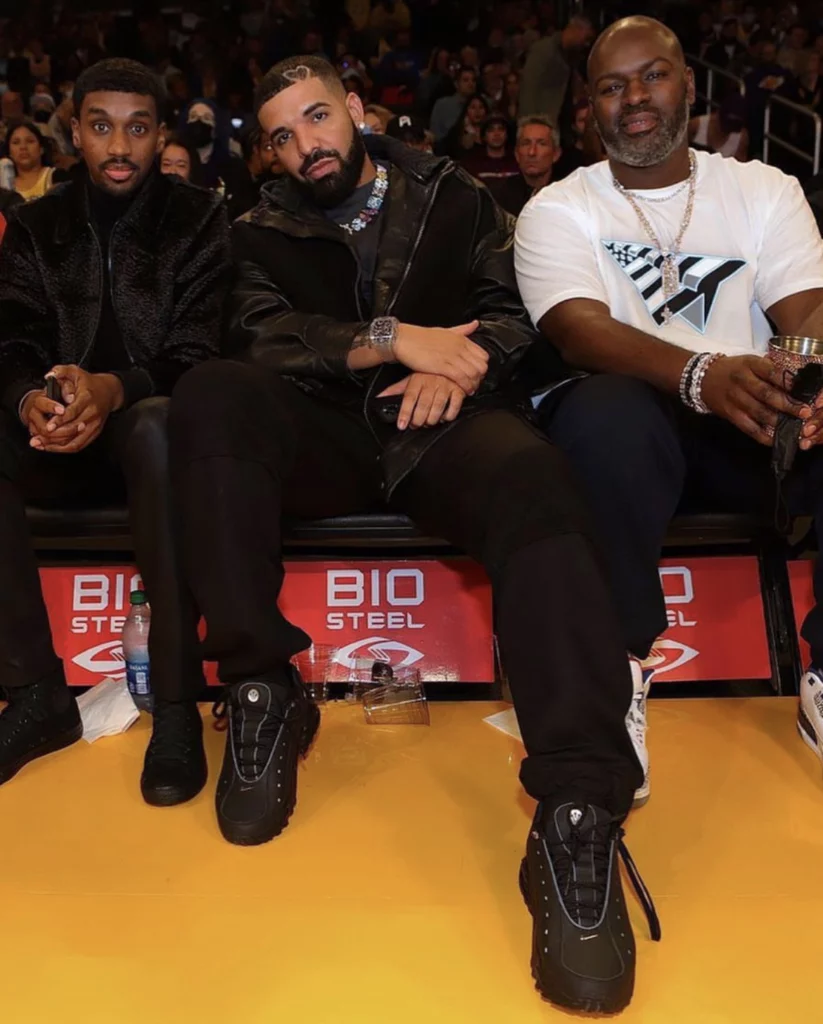 drake wearing air max 95